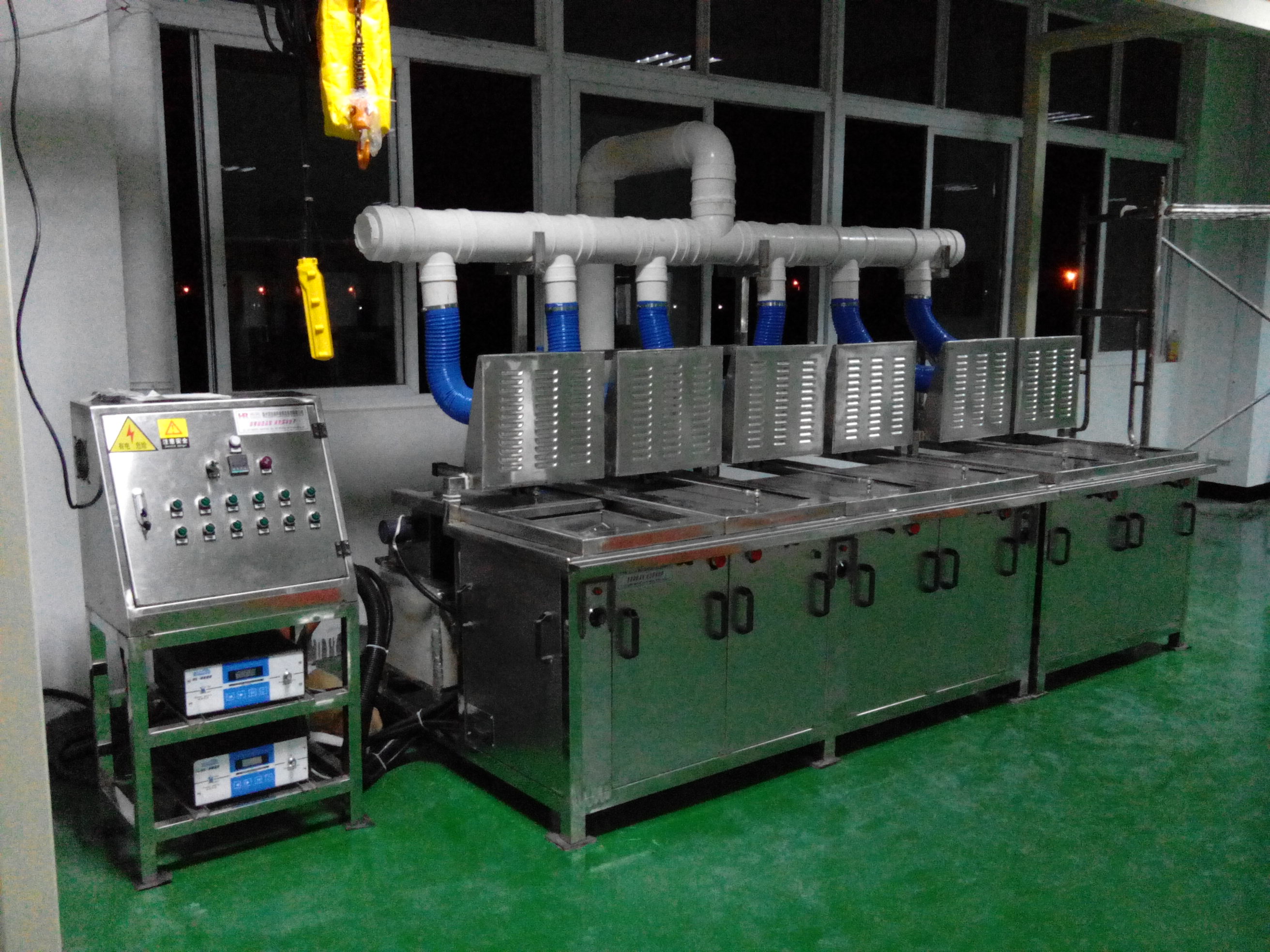 HR-剎車系統(tǒng)零部件清洗機 、汽車零部件清洗機
